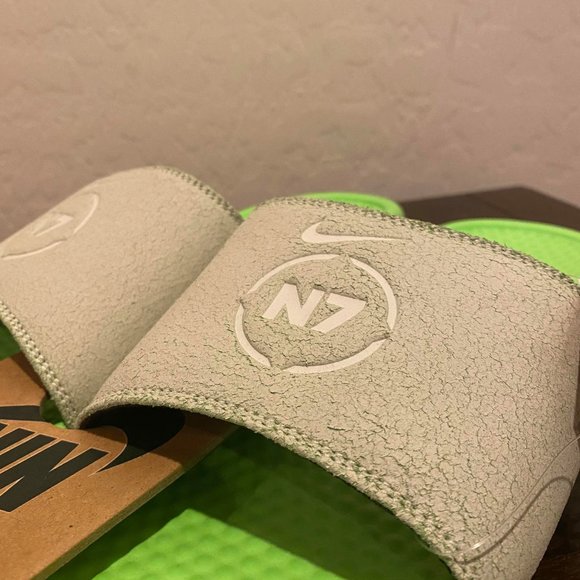 New NIKE Benassi N7 SLIDES Men's Sandals - Picture 6 of 9